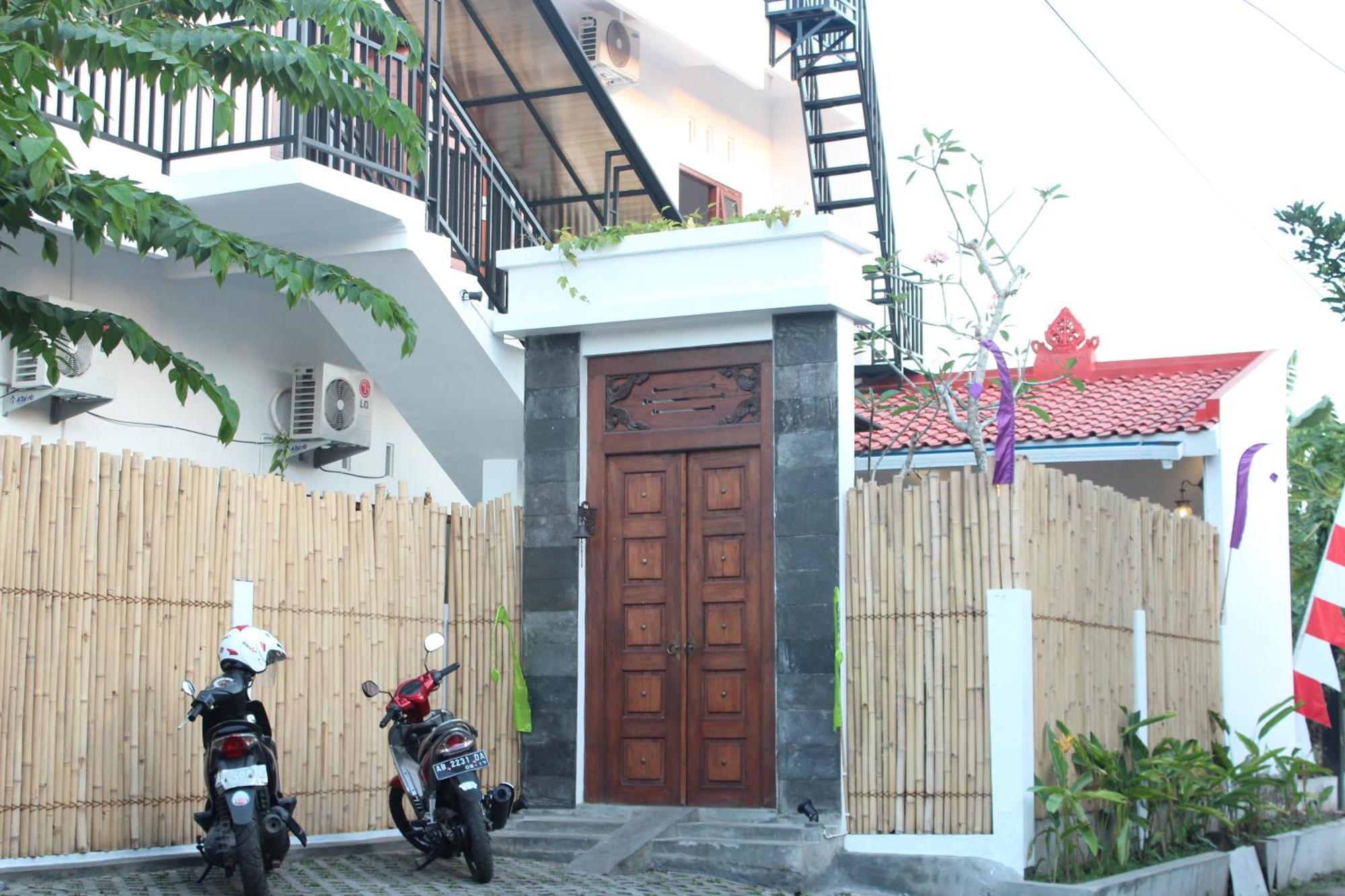The Wayang Homestay Yogyakarta Exterior photo