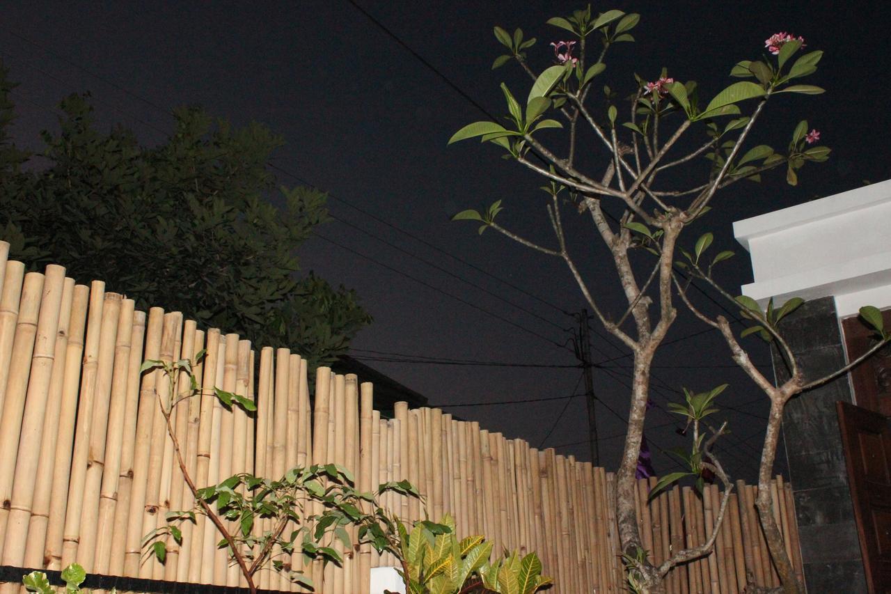The Wayang Homestay Yogyakarta Exterior photo